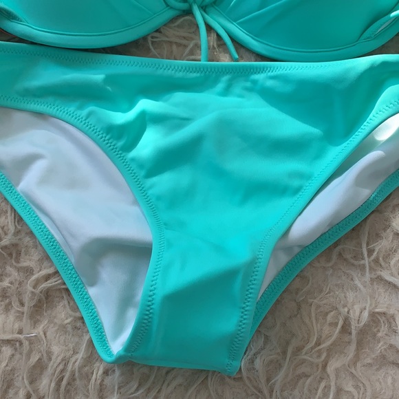 VICTORIA SECRET BIKINI SET NWT - Picture 2 of 13